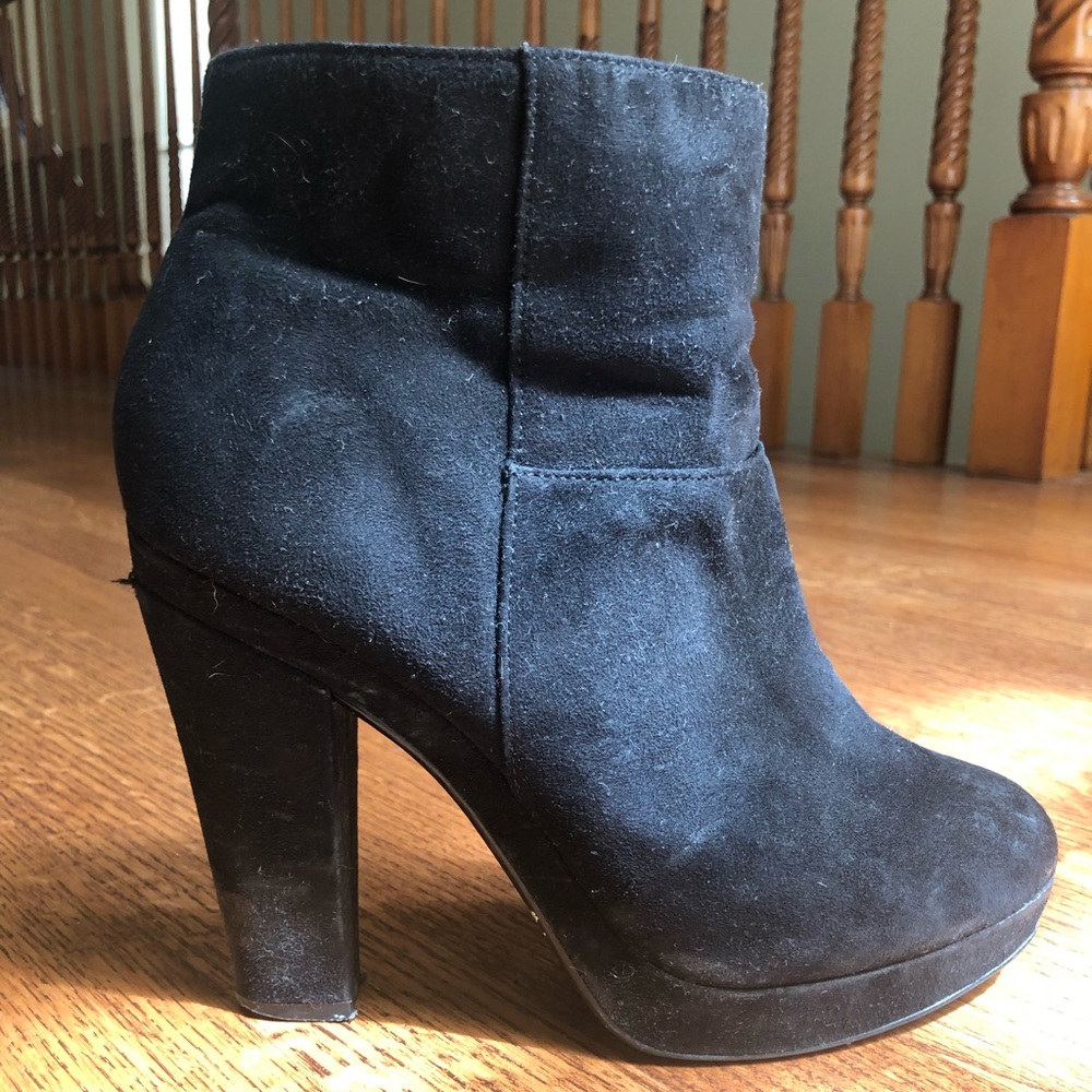 Black Faux Suede Booties - Forever 21